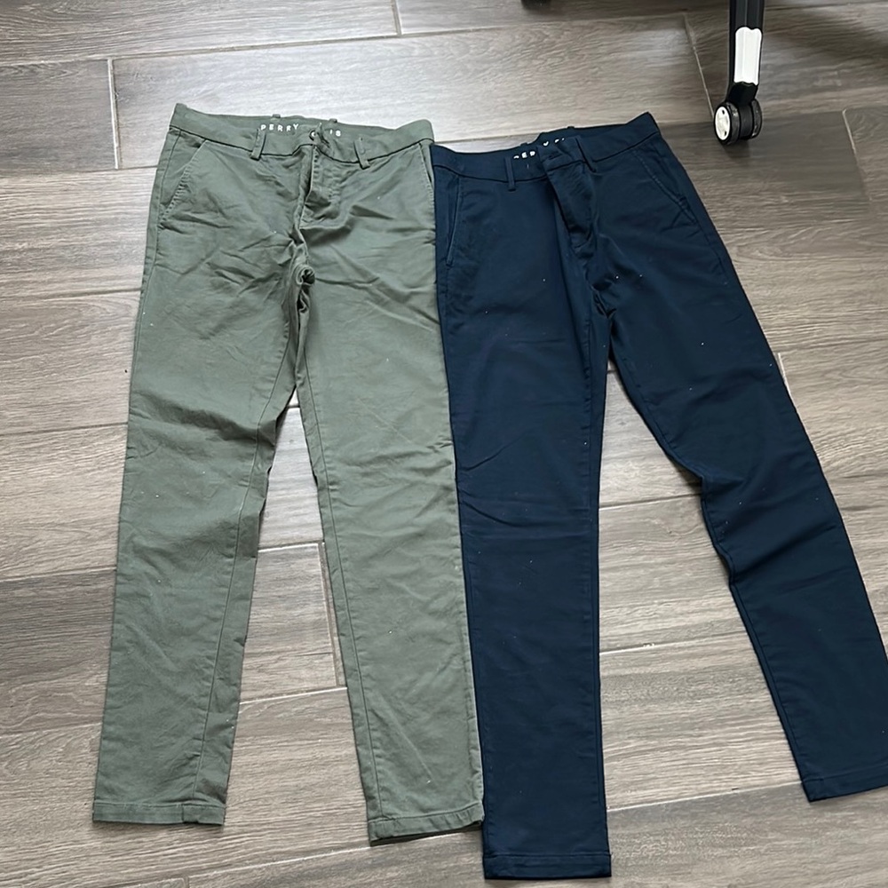 Bundle of 2 Perry Ellis Green and Blue Chinos 
30x32 skinny sk8